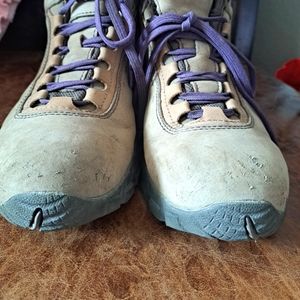 VasqueTalus Mid UltraDry Hiking Boots - Women's